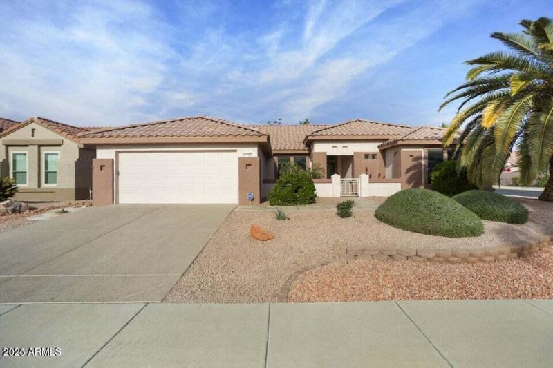 15744 W Clear Canyon Drive, Surprise, AZ 85374 Main Photo