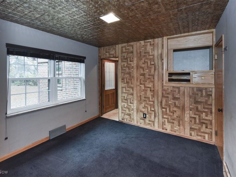 21775 Hillsdale Avenue, Cleveland, OH 44126 Photo 14