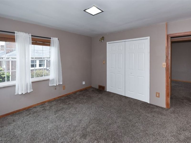 21775 Hillsdale Avenue, Cleveland, OH 44126 Photo 23