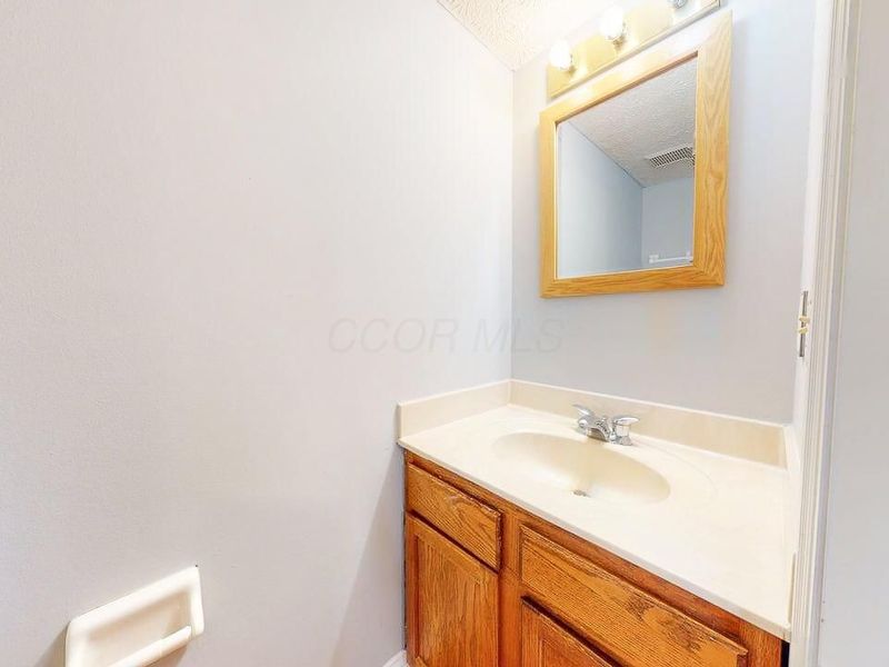 5854 Haddingtonshire Lane, Dublin, OH 43016 Photo 13