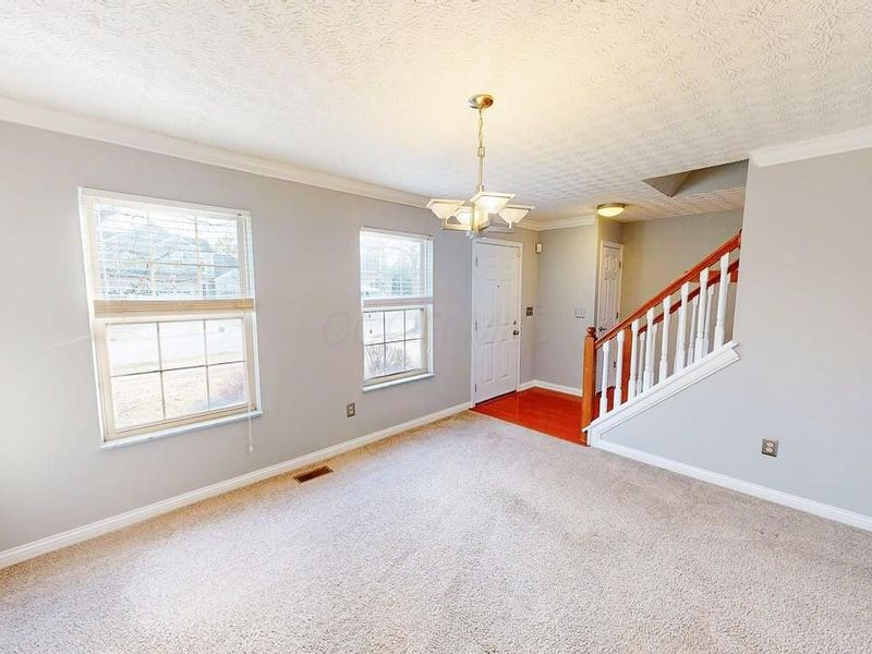 5854 Haddingtonshire Lane, Dublin, OH 43016 Photo 4