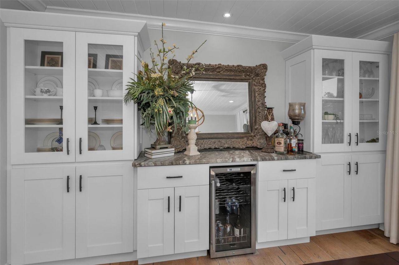 110 Carlyle Circle, Palm Harbor, FL 34683 Photo