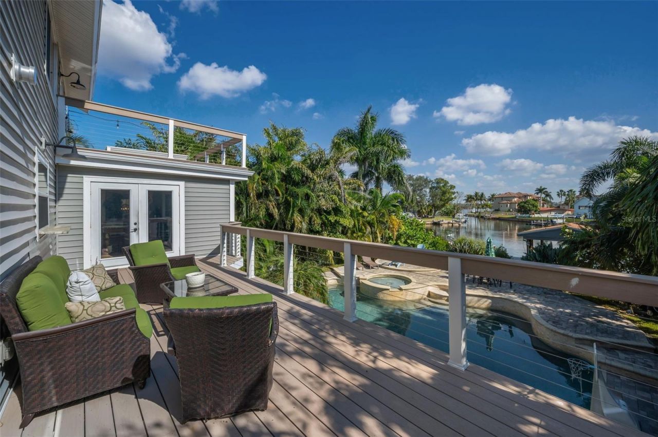 110 Carlyle Circle, Palm Harbor, FL 34683 Photo