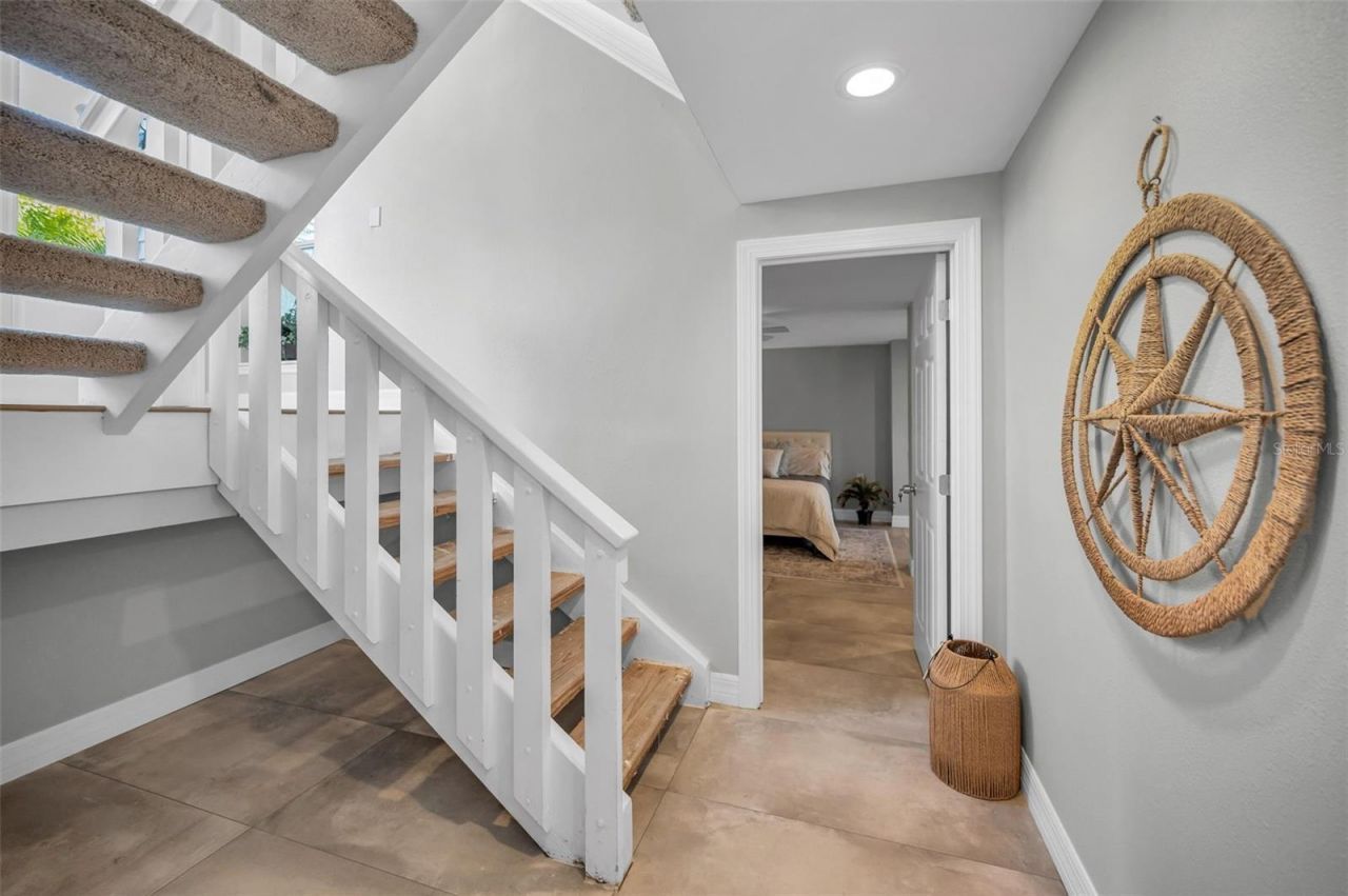 110 Carlyle Circle, Palm Harbor, FL 34683 Photo