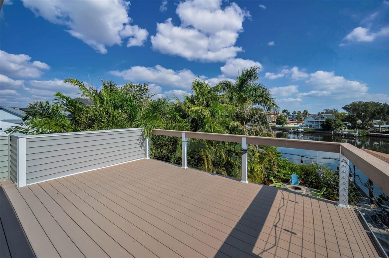 110 Carlyle Circle, Palm Harbor, FL 34683 Photo