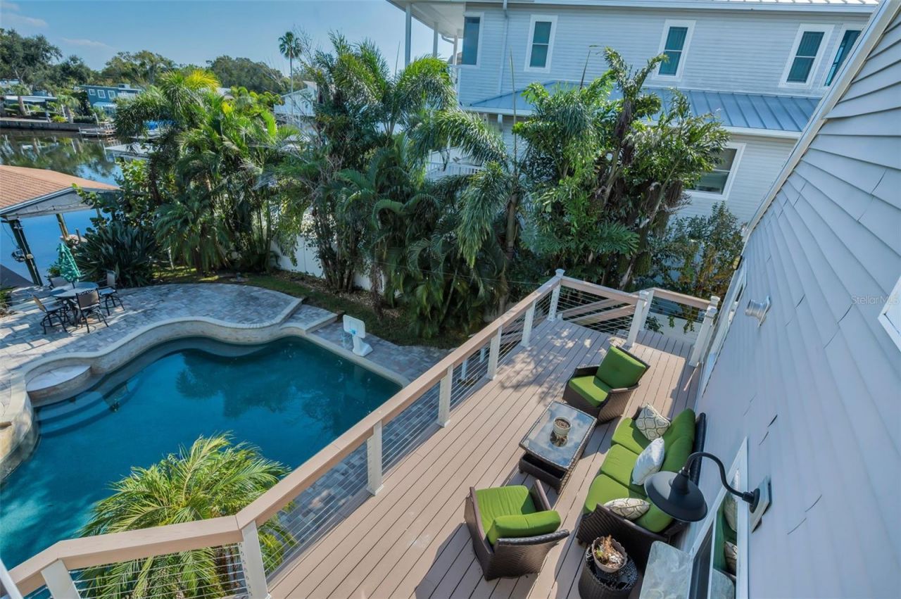 110 Carlyle Circle, Palm Harbor, FL 34683 Photo