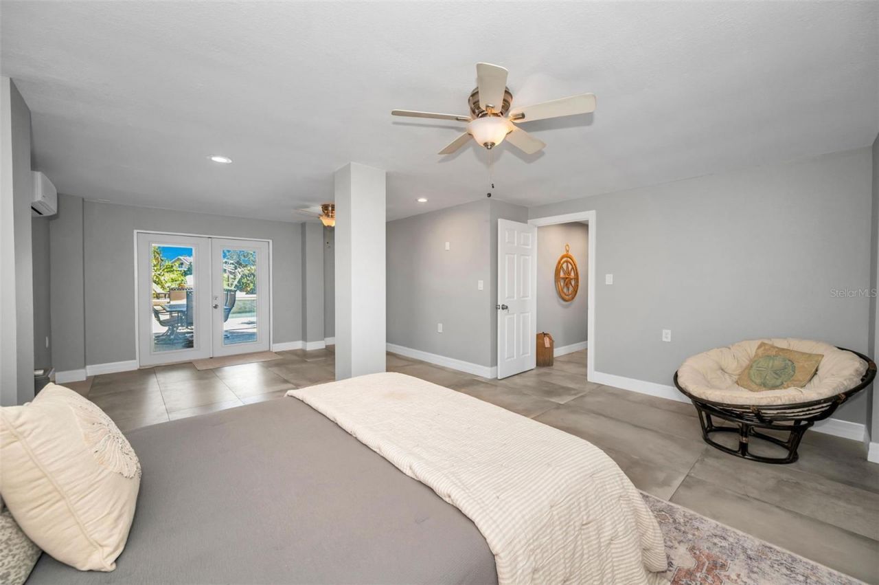 110 Carlyle Circle, Palm Harbor, FL 34683 Photo