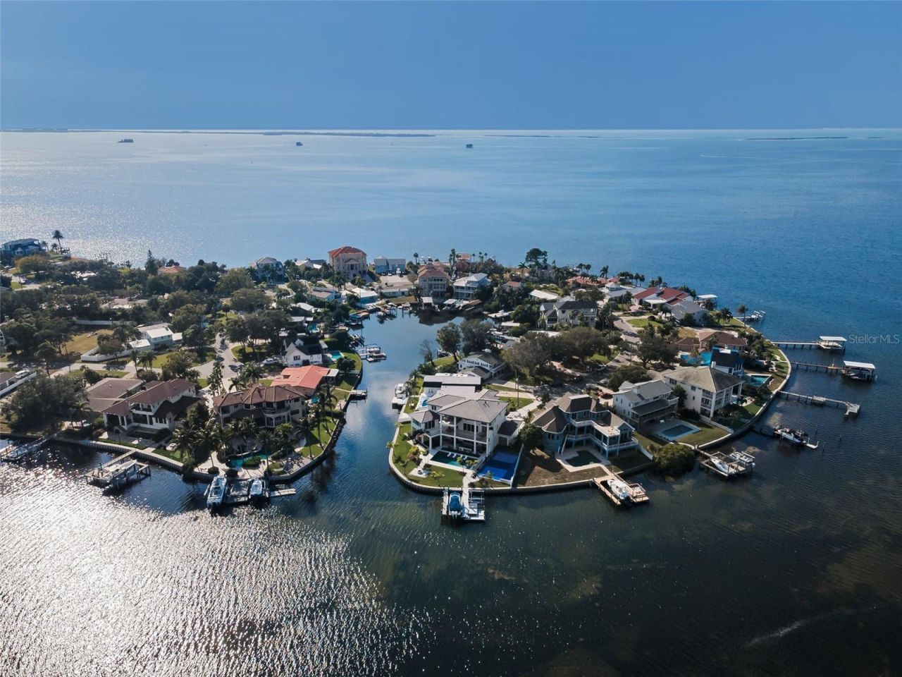 110 Carlyle Circle, Palm Harbor, FL 34683 Photo