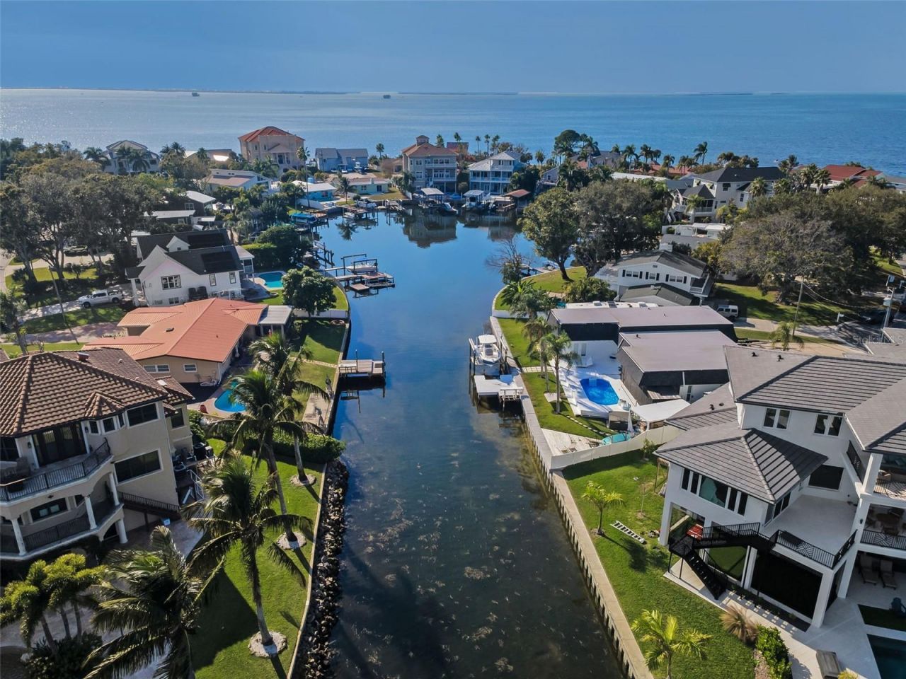 110 Carlyle Circle, Palm Harbor, FL 34683 Photo