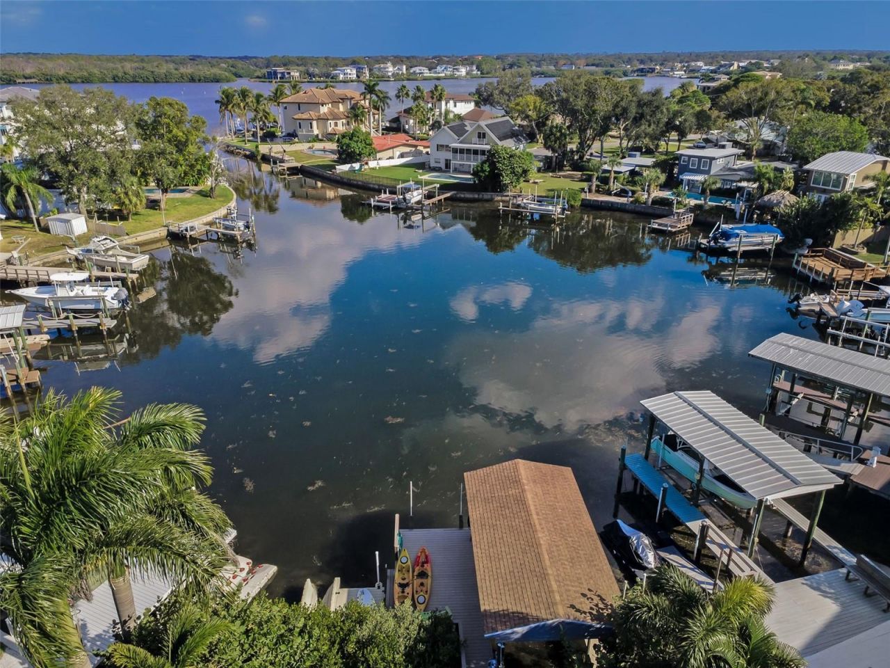 110 Carlyle Circle, Palm Harbor, FL 34683 Photo