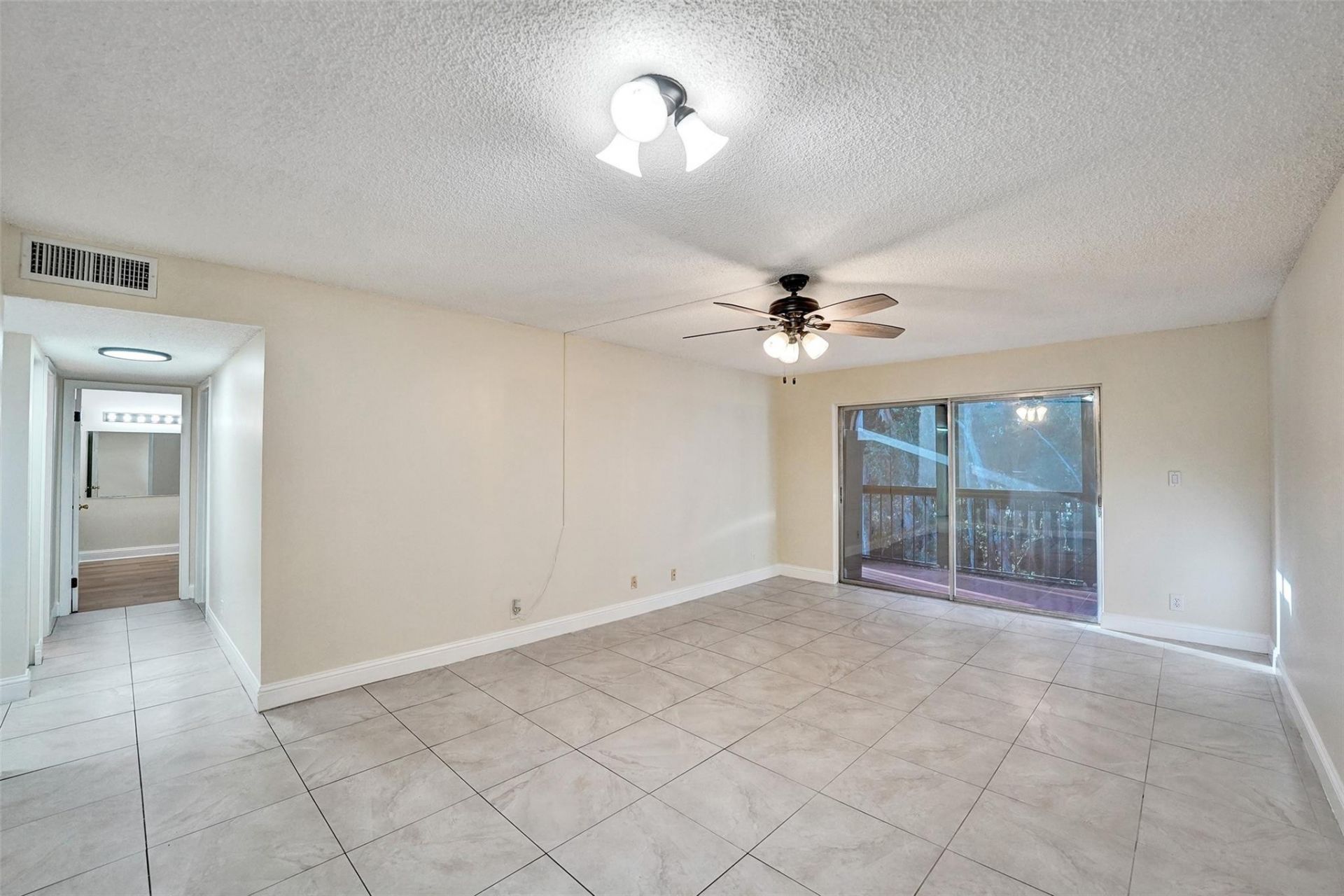 7060 Nova Drive, Unit 304c, Davie, FL 33317 Photo