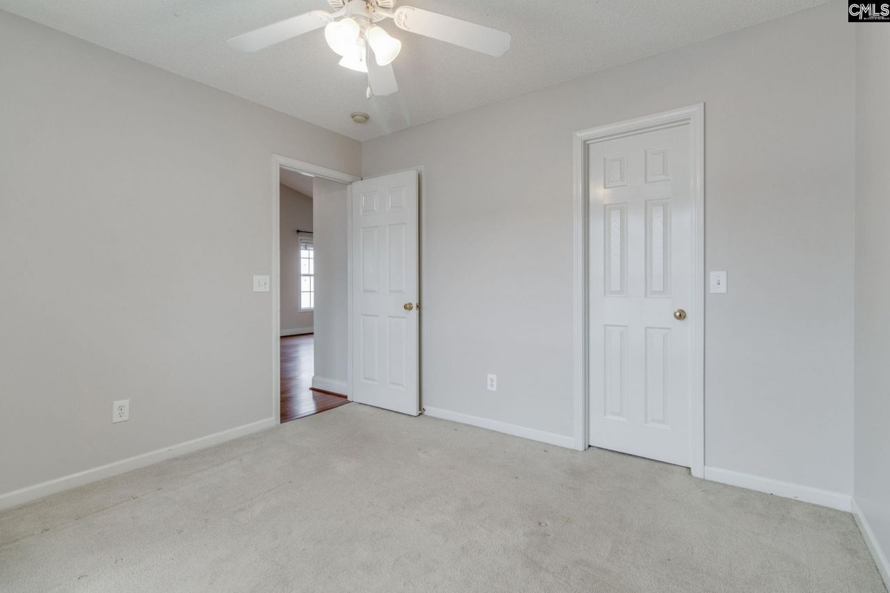 149 Willow Creek Boulevard Photo 18