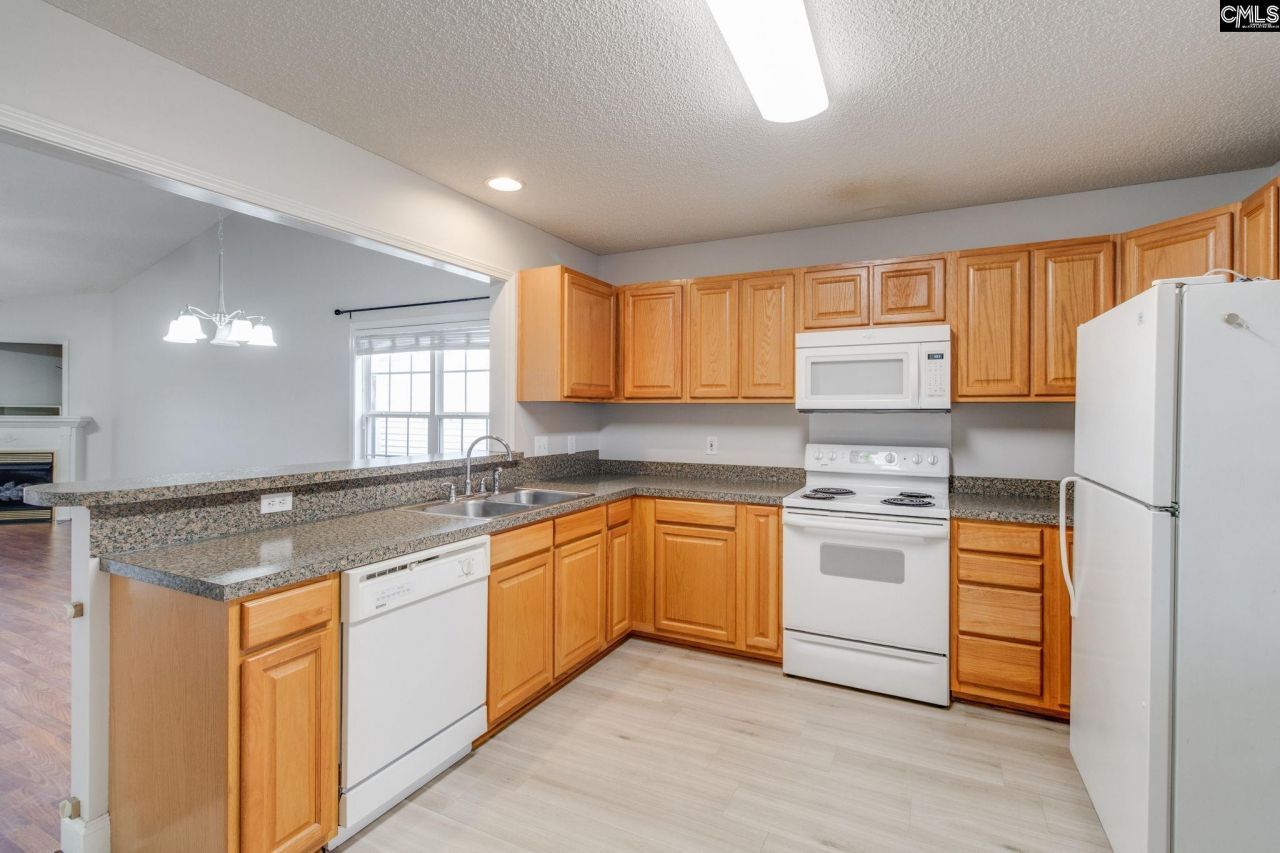 149 Willow Creek Boulevard Photo 8