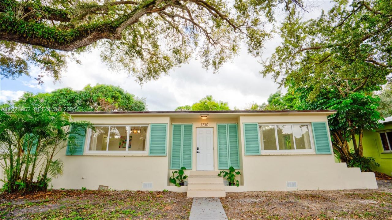 1230 NE 133rd St, North Miami, FL 33161 Photo