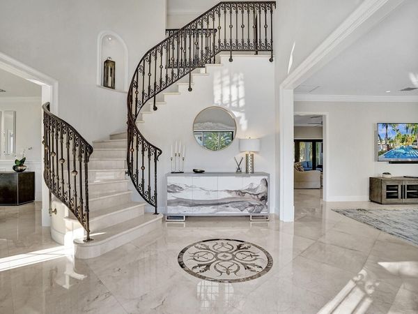 73 Nurmi Drive, Fort Lauderdale, FL 33301