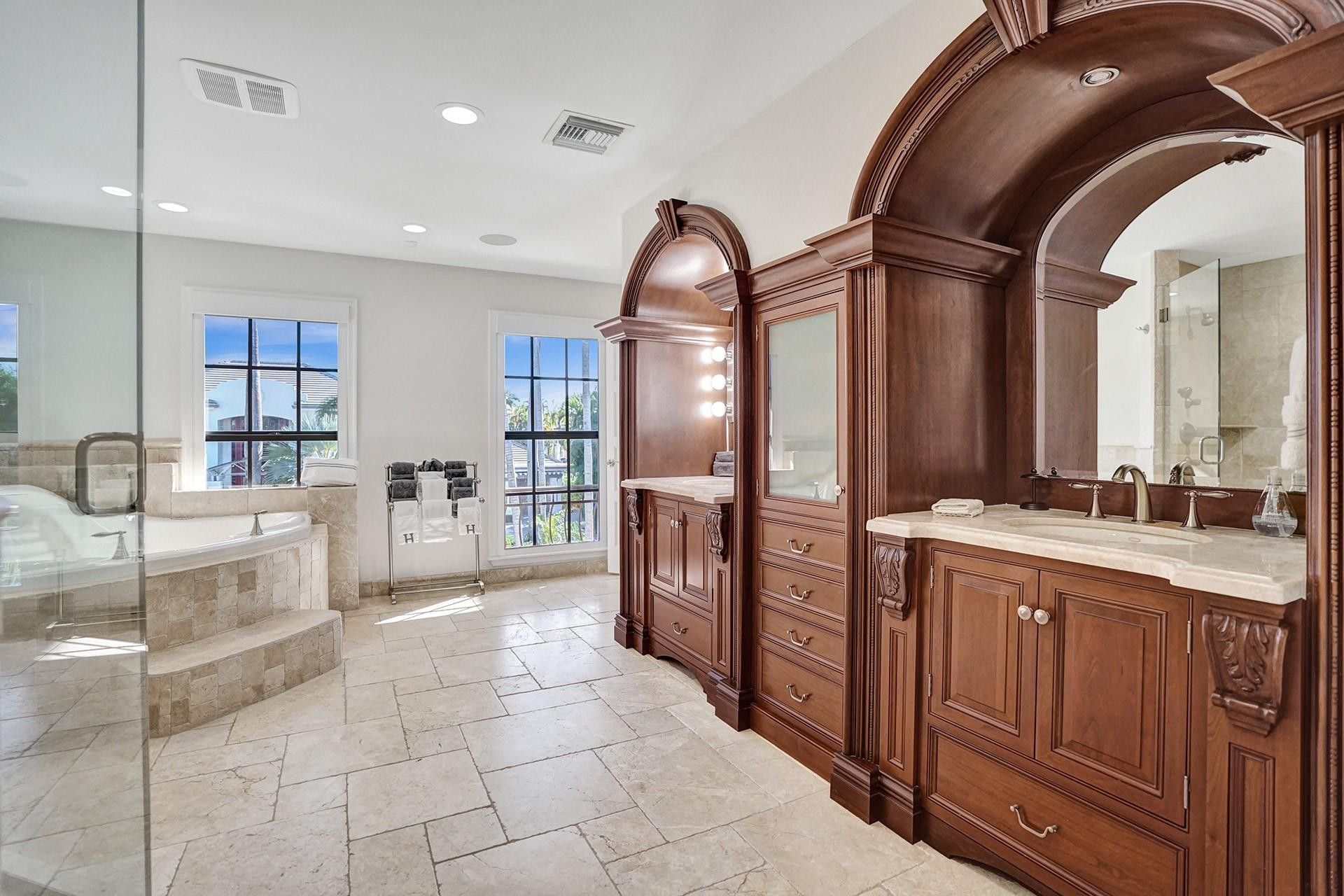 73 Nurmi Drive, Fort Lauderdale, FL 33301 Photo