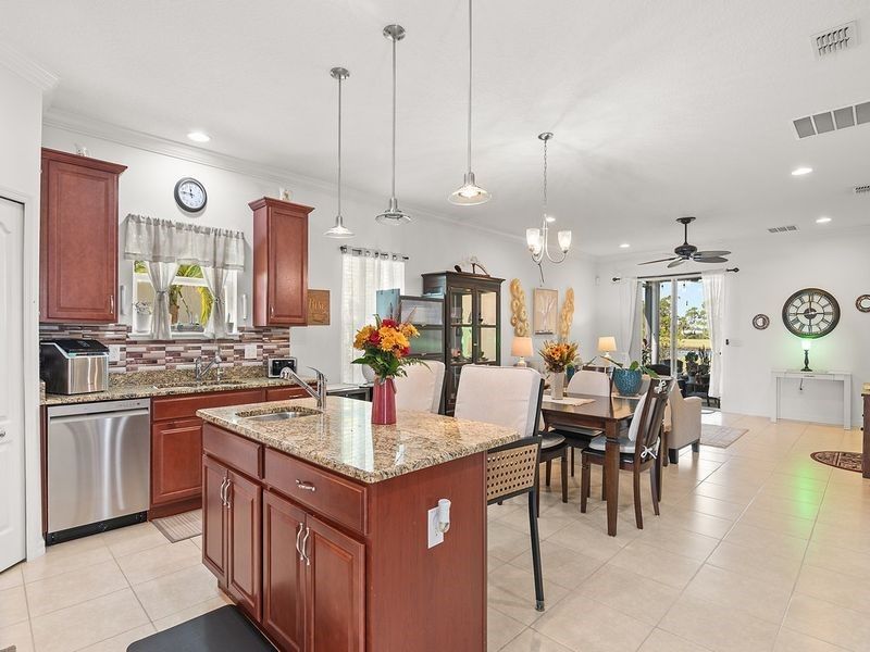 602 Gossamer Wing Way, Sebastian, FL 32958 Photo