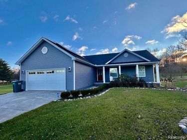 3871 N Oak Street, Metamora Vlg, MI 48455