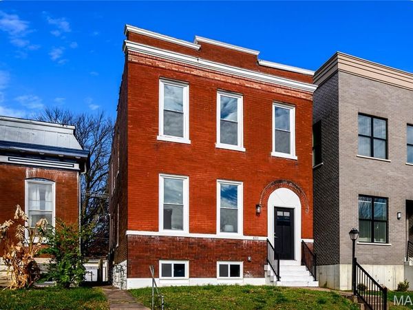 4211 Norfolk Avenue, St Louis, MO 63110