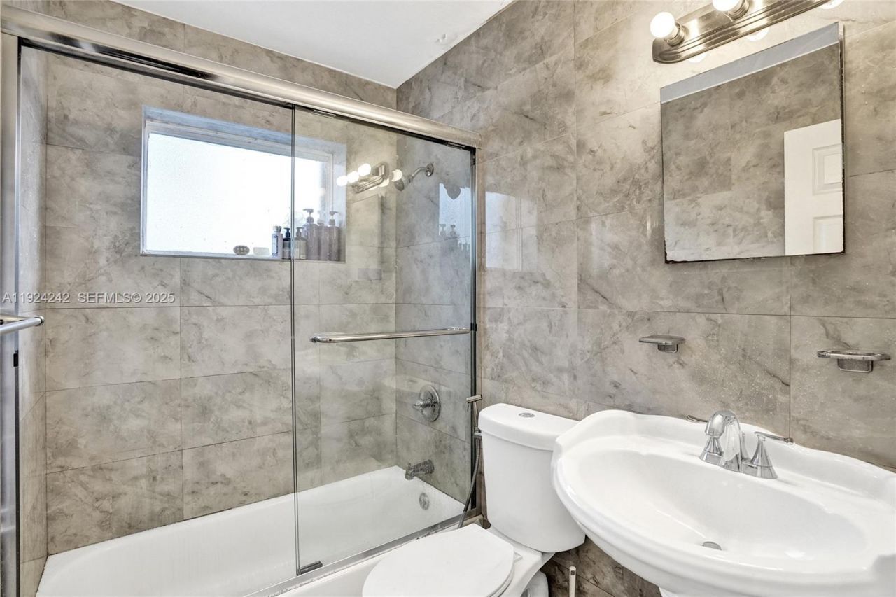 6404 Evans St, Hollywood, FL 33024 Photo