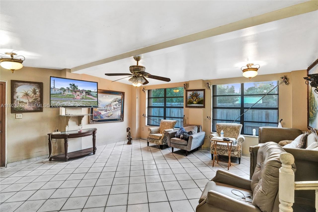 6404 Evans St, Hollywood, FL 33024 Photo