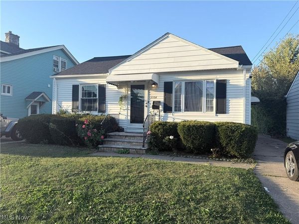 13104 Astor Avenue, Cleveland, OH 44135