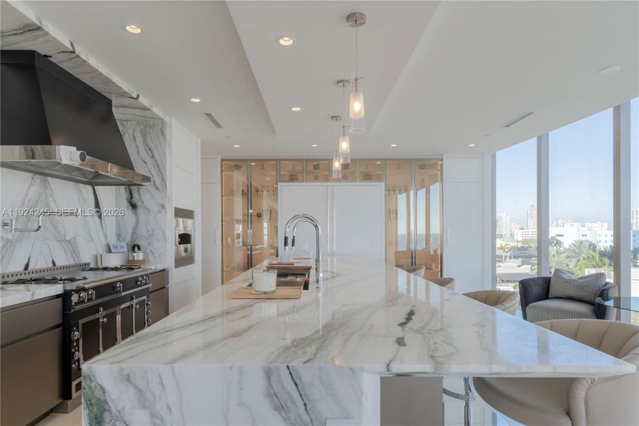17975 Collins Ave, Unit 502, Sunny Isles Beach, FL 33160 Photo