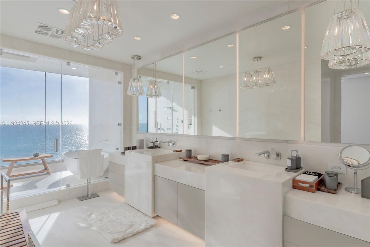 17975 Collins Ave, Unit 502, Sunny Isles Beach, FL 33160 Photo