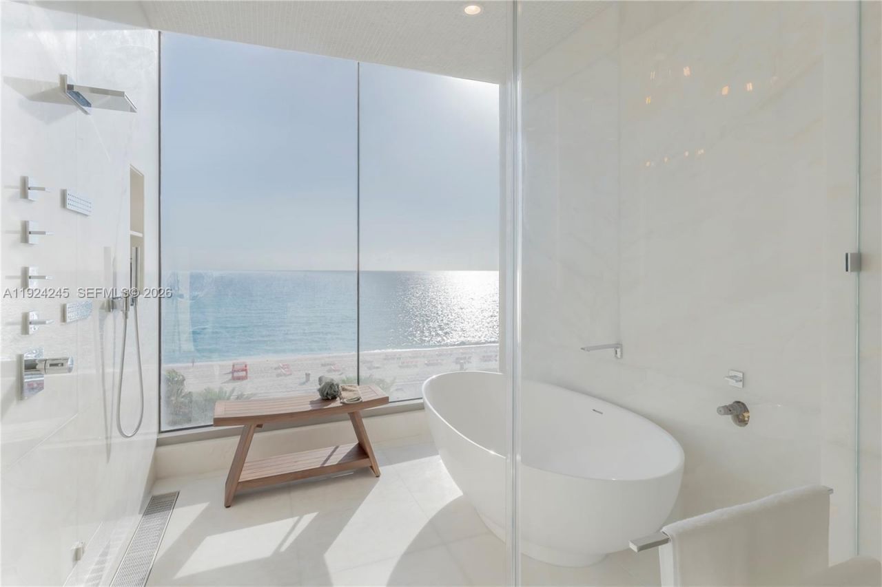 17975 Collins Ave, Unit 502, Sunny Isles Beach, FL 33160 Photo