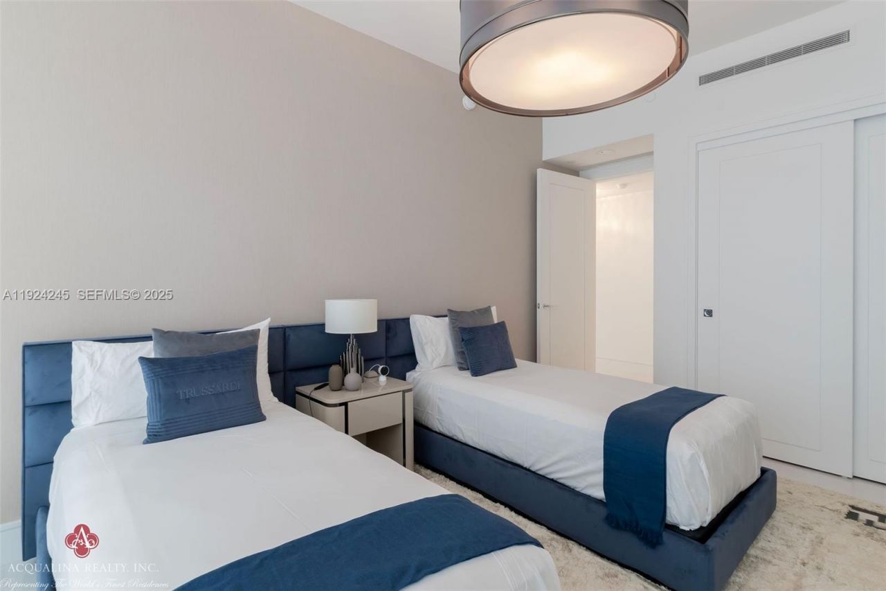 17975 Collins Avenue, Unit 502, Sunny Isles Beach, FL 33160 Photo