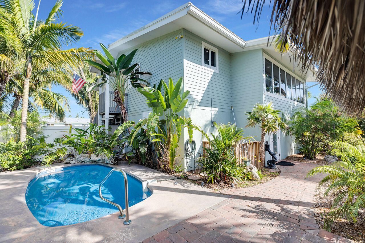 29678 Constitution Avenue, Big Pine Key, FL 33043 Photo