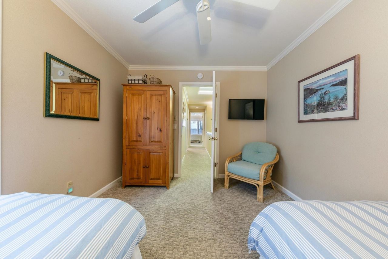 8000 North Lake Boulevard, Kings Beach, CA 96143 Photo