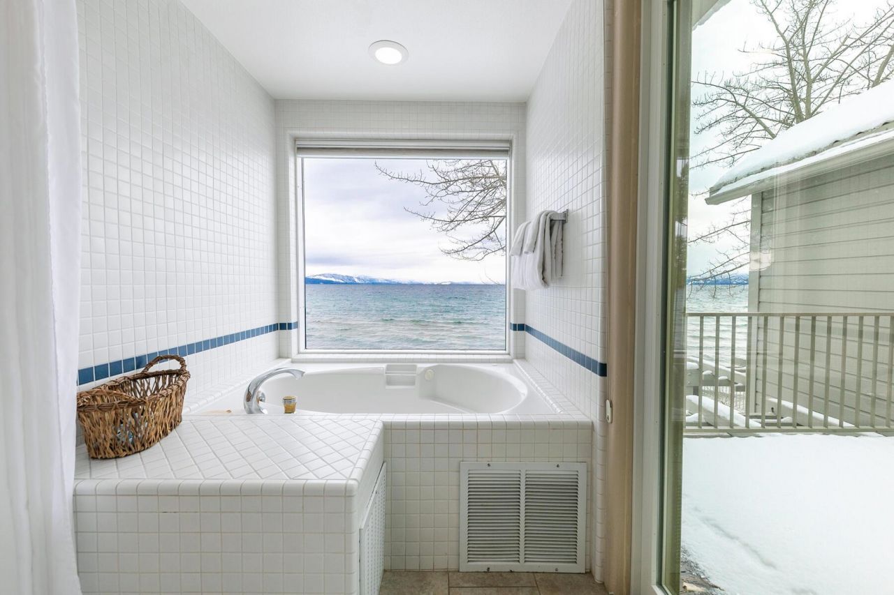 8000 North Lake Boulevard, Kings Beach, CA 96143 Photo