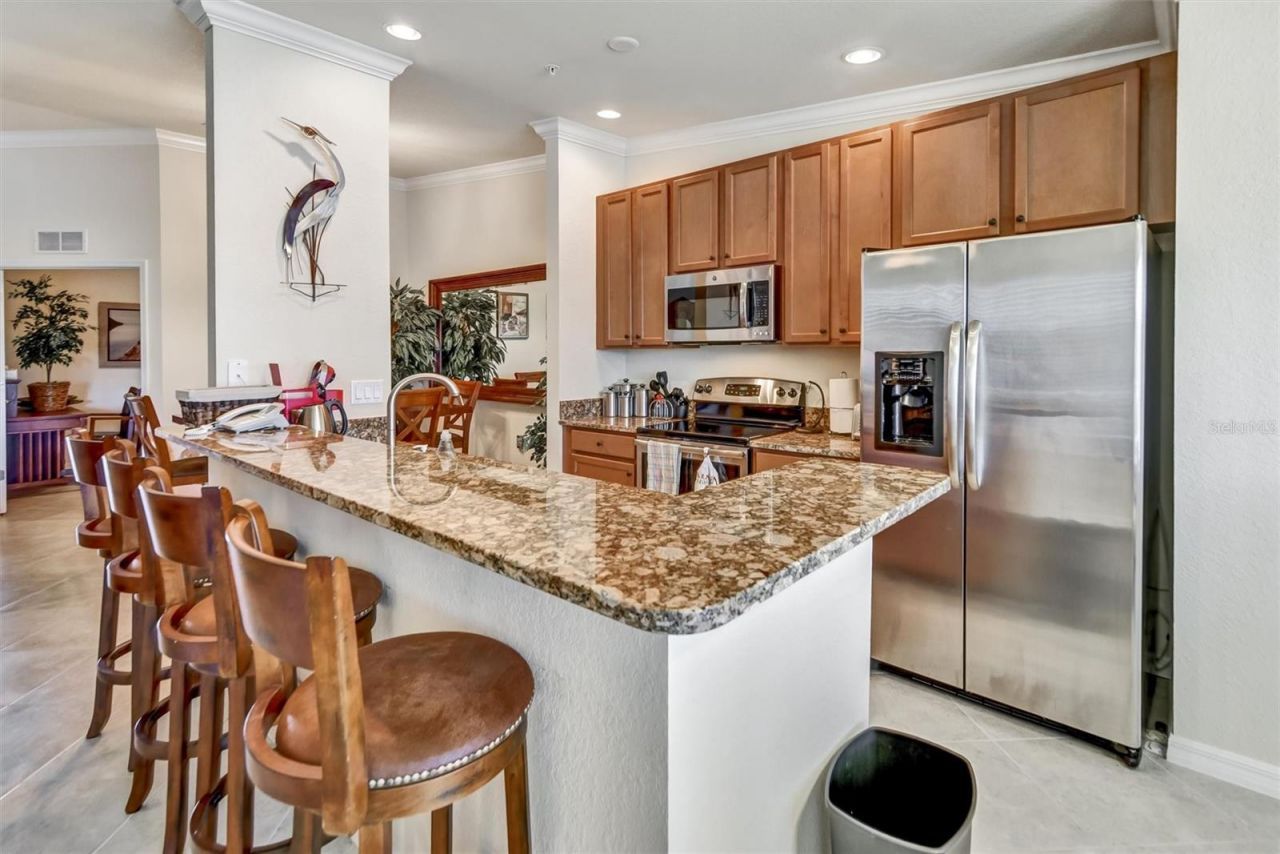 7305 River Hammock Drive, Unit 204, Bradenton, FL 34212 Photo