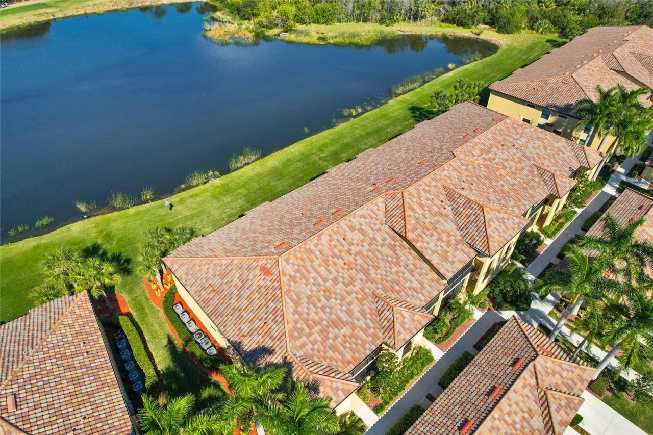 7305 River Hammock Drive, Unit 204, Bradenton, FL 34212 Photo