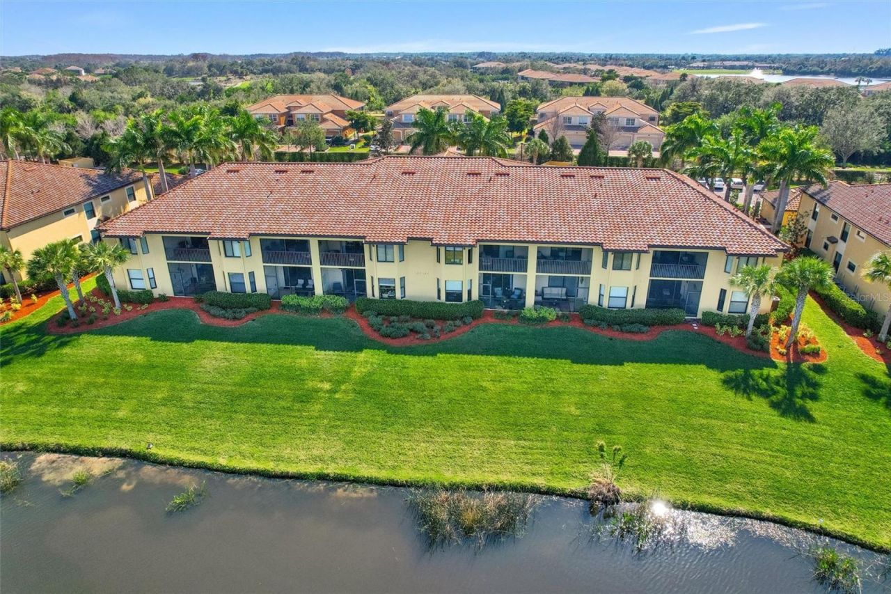 7305 River Hammock Drive, Unit 204, Bradenton, FL 34212 Photo