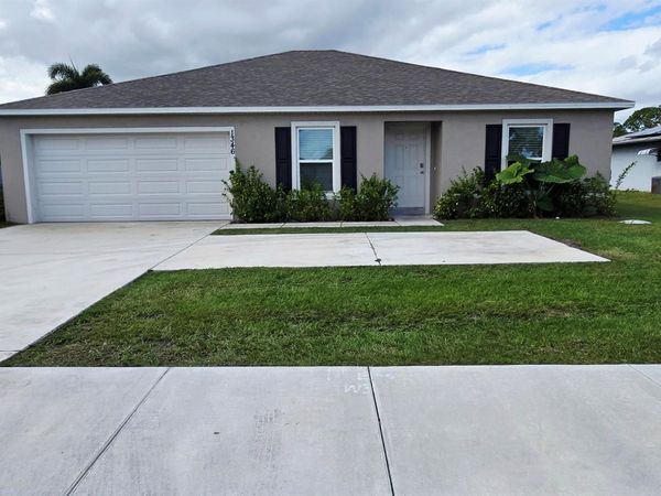 1346 SE Floresta Drive, Port Saint Lucie, FL 34983