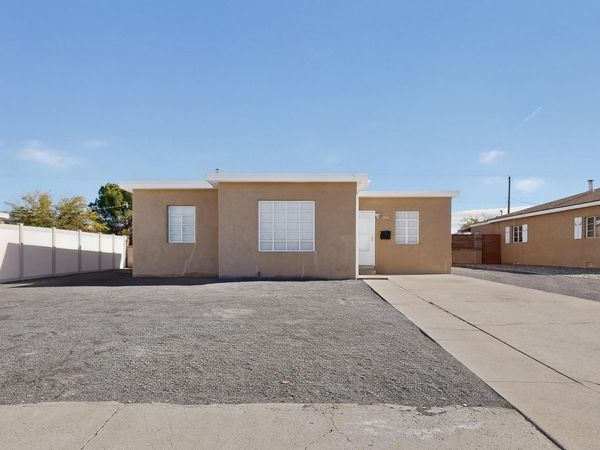 2830 Monroe Street NE, Albuquerque, NM 87110