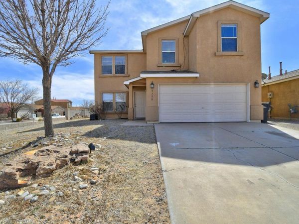 5750 Quay Drive NE, Rio Rancho, NM 87144