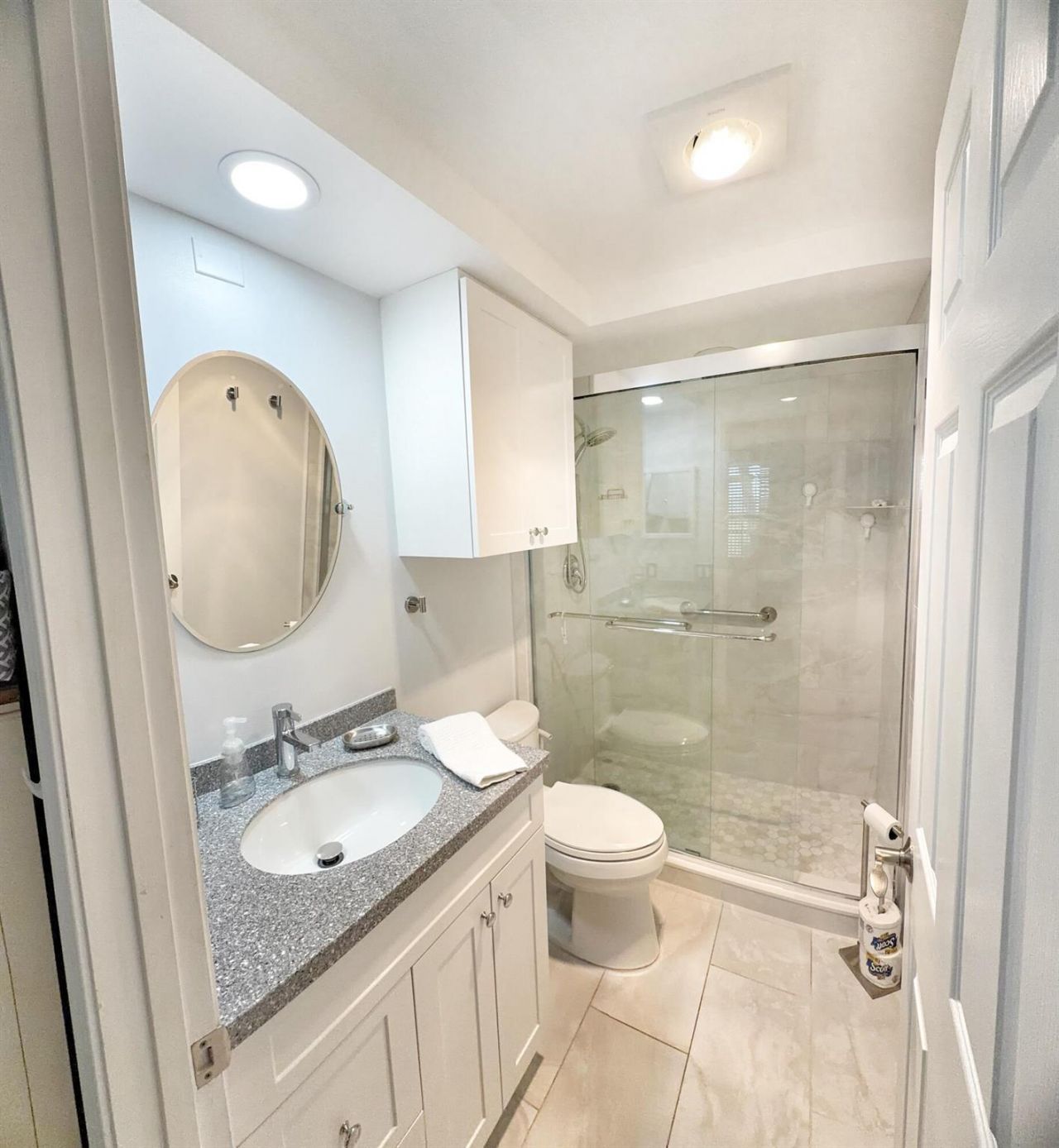 3492 NE Causeway Boulevard, Unit 101, Jensen Beach, FL 34957 Photo