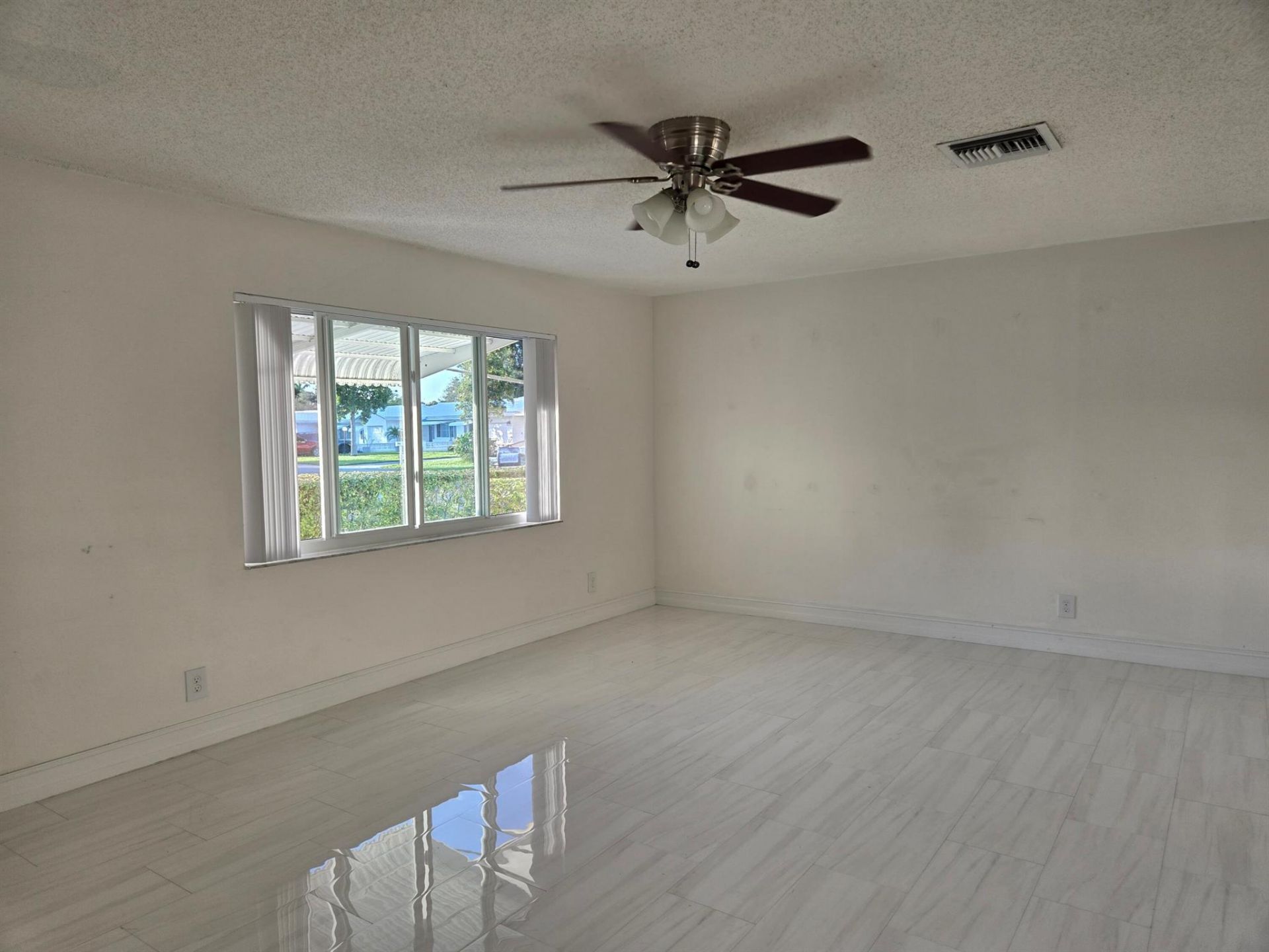 1320 NW 82nd Avenue, Plantation, FL 33322 Photo