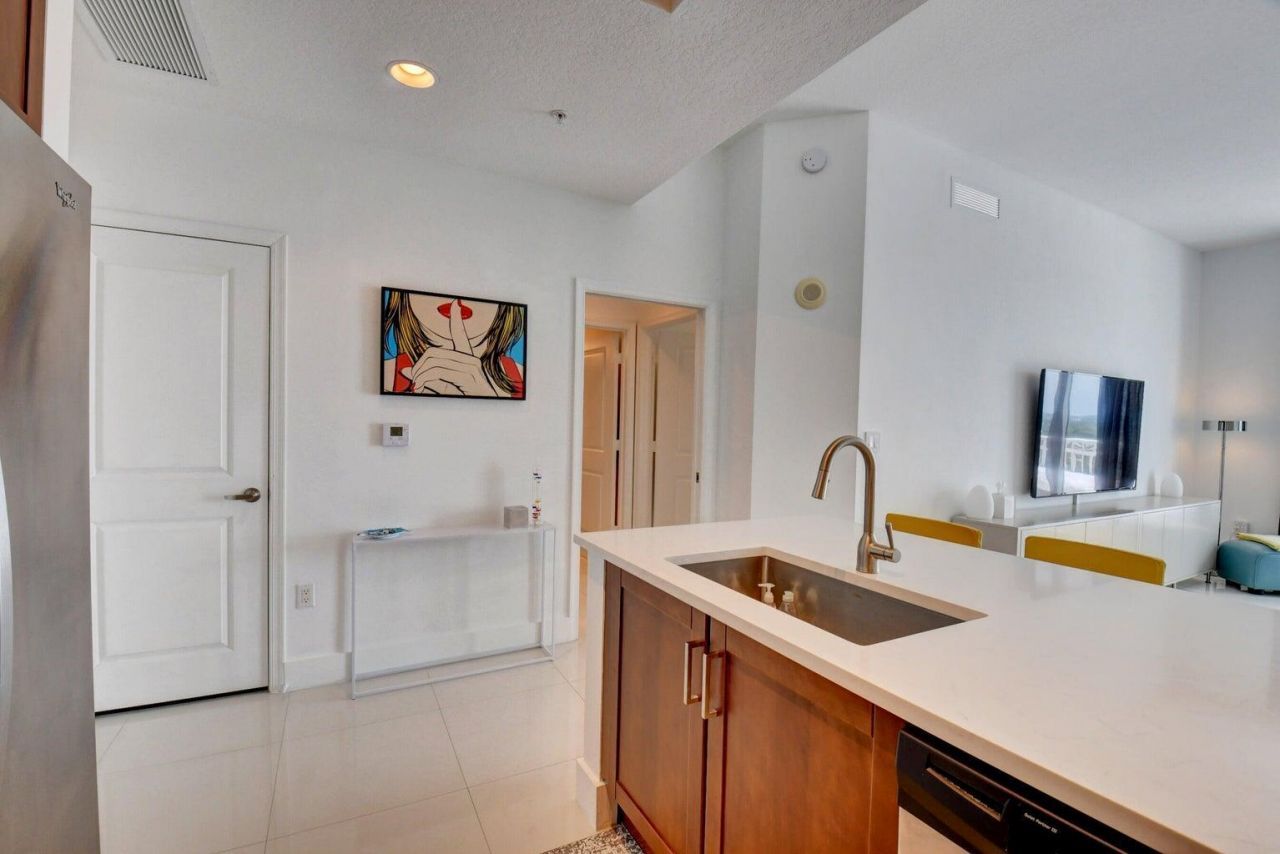 450 N Federal Highway, Unit Ph03, Boynton Beach, FL 33435 Photo