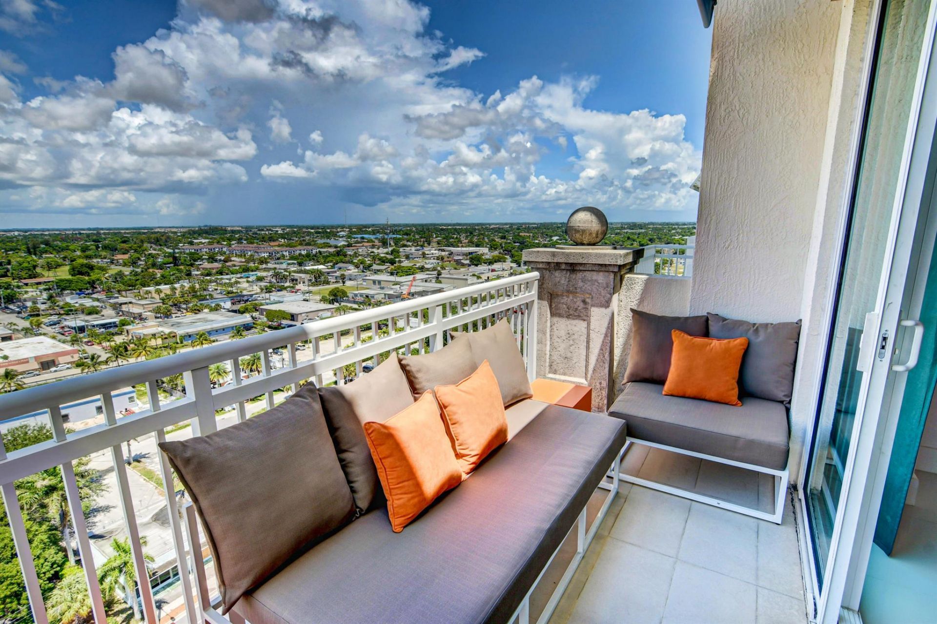 450 N Federal Highway, Unit Ph03, Boynton Beach, FL 33435 Photo