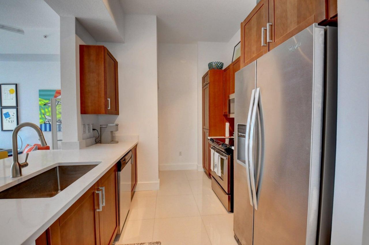 450 N Federal Highway, Unit Ph03, Boynton Beach, FL 33435 Photo