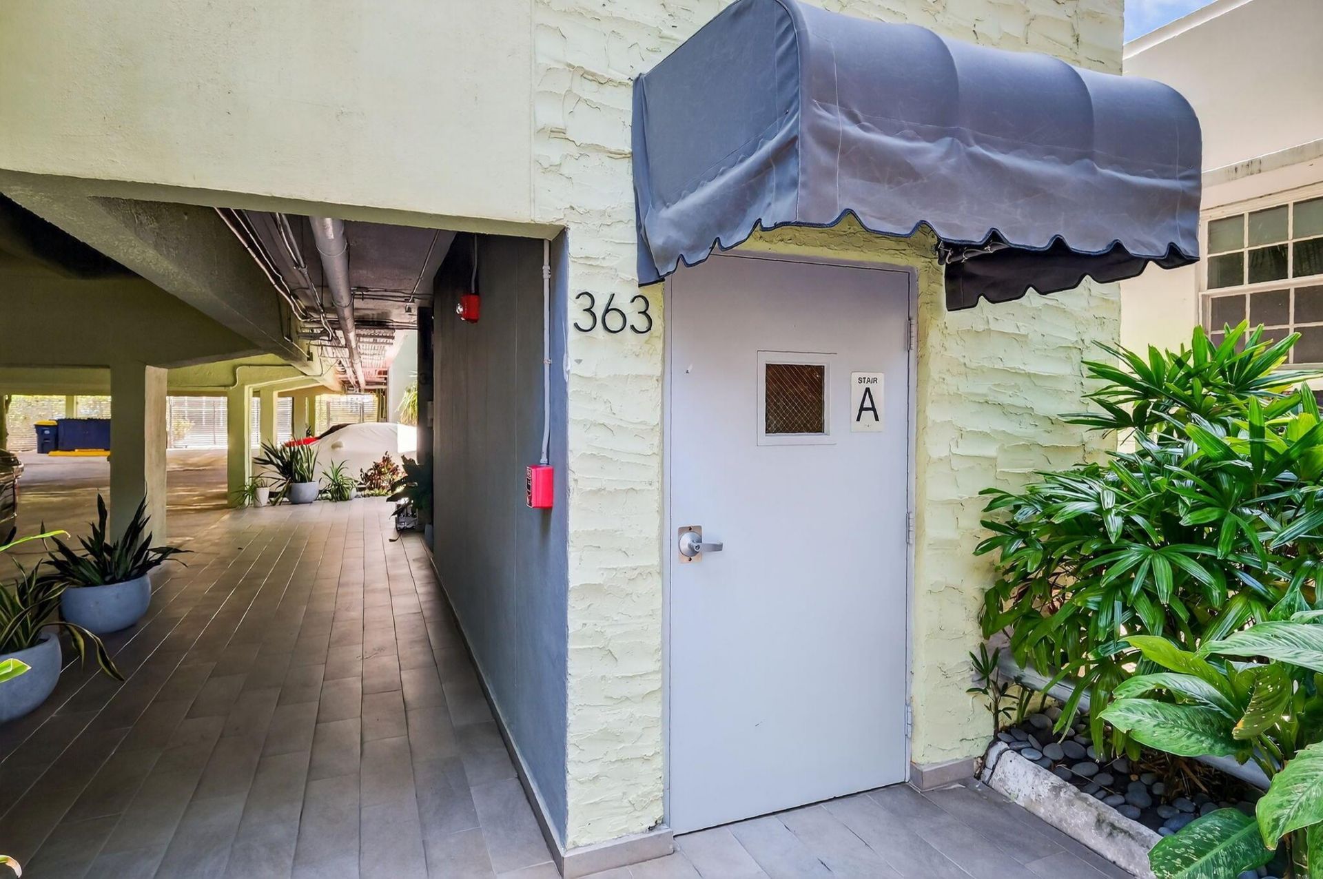 363 Washington Avenue, Unit 32, Miami Beach, FL 33139 Photo