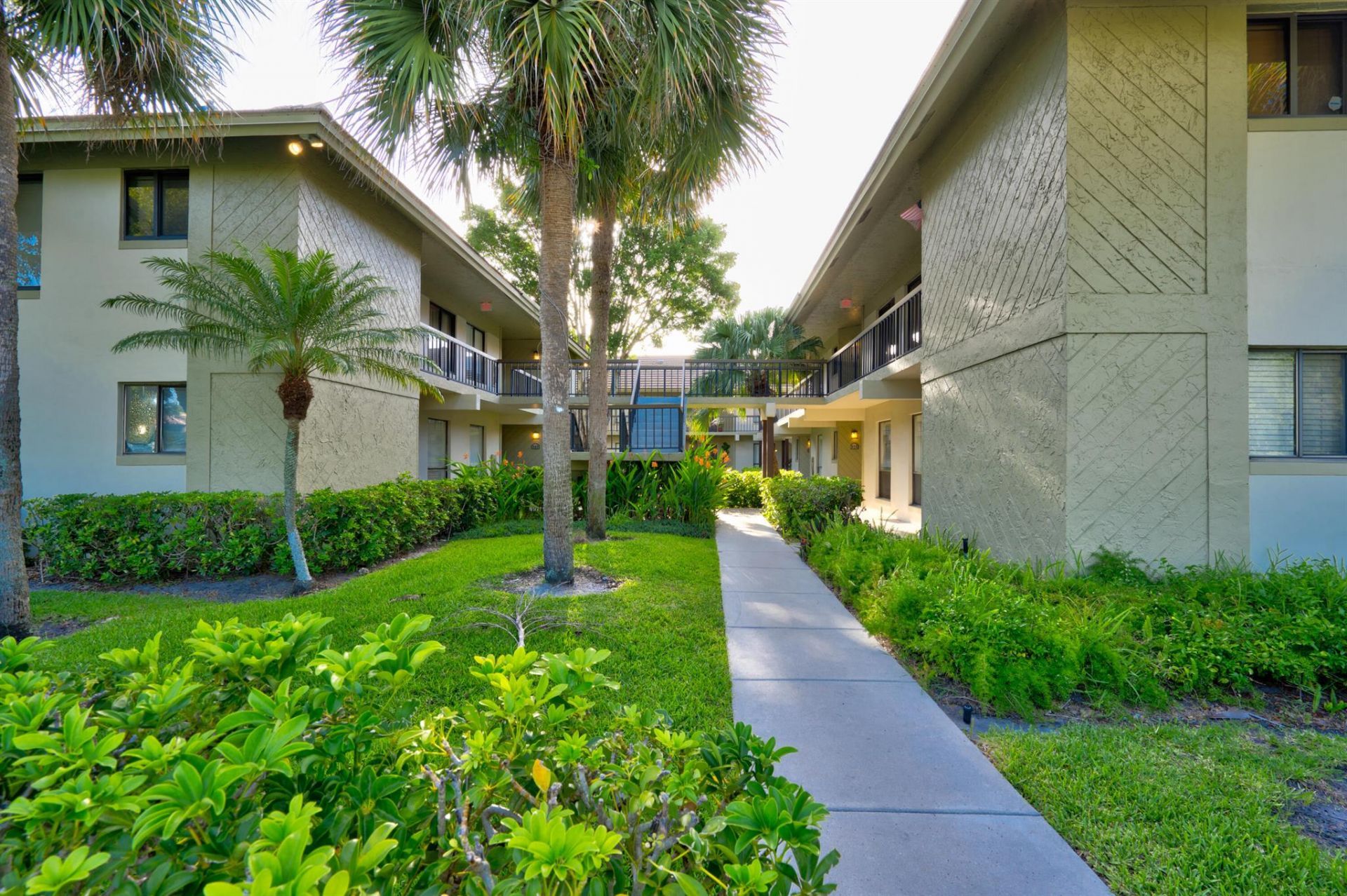 159 NW 70th Street, Unit 516, Boca Raton, FL 33487 Photo