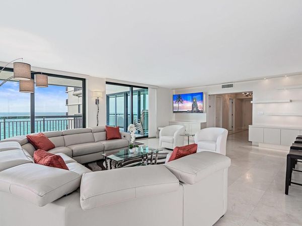 5380 N Ocean Drive, Unit 10j, Singer Island, FL 33404