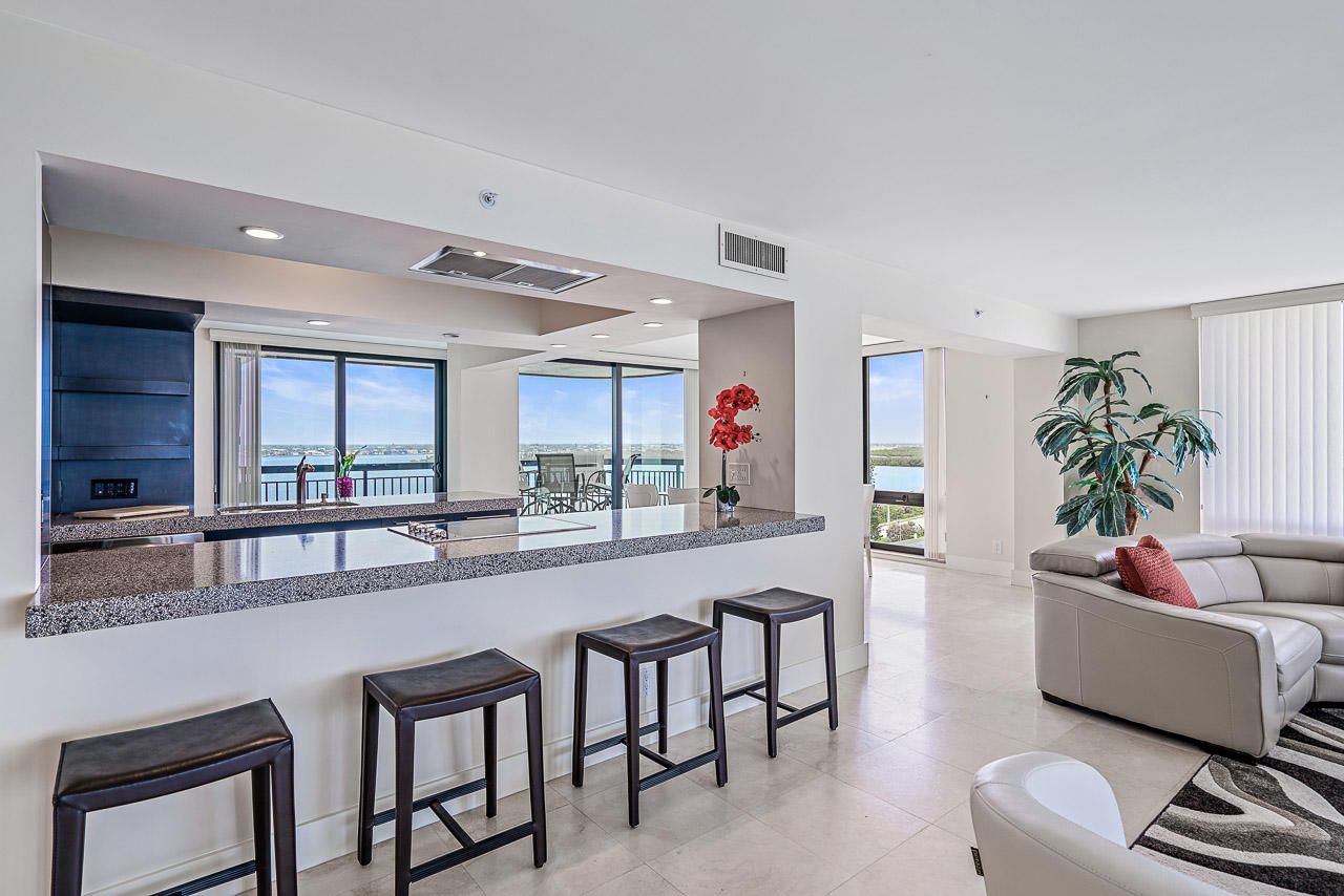 5380 N Ocean Drive, Unit 10j, Singer Island, FL 33404 Photo