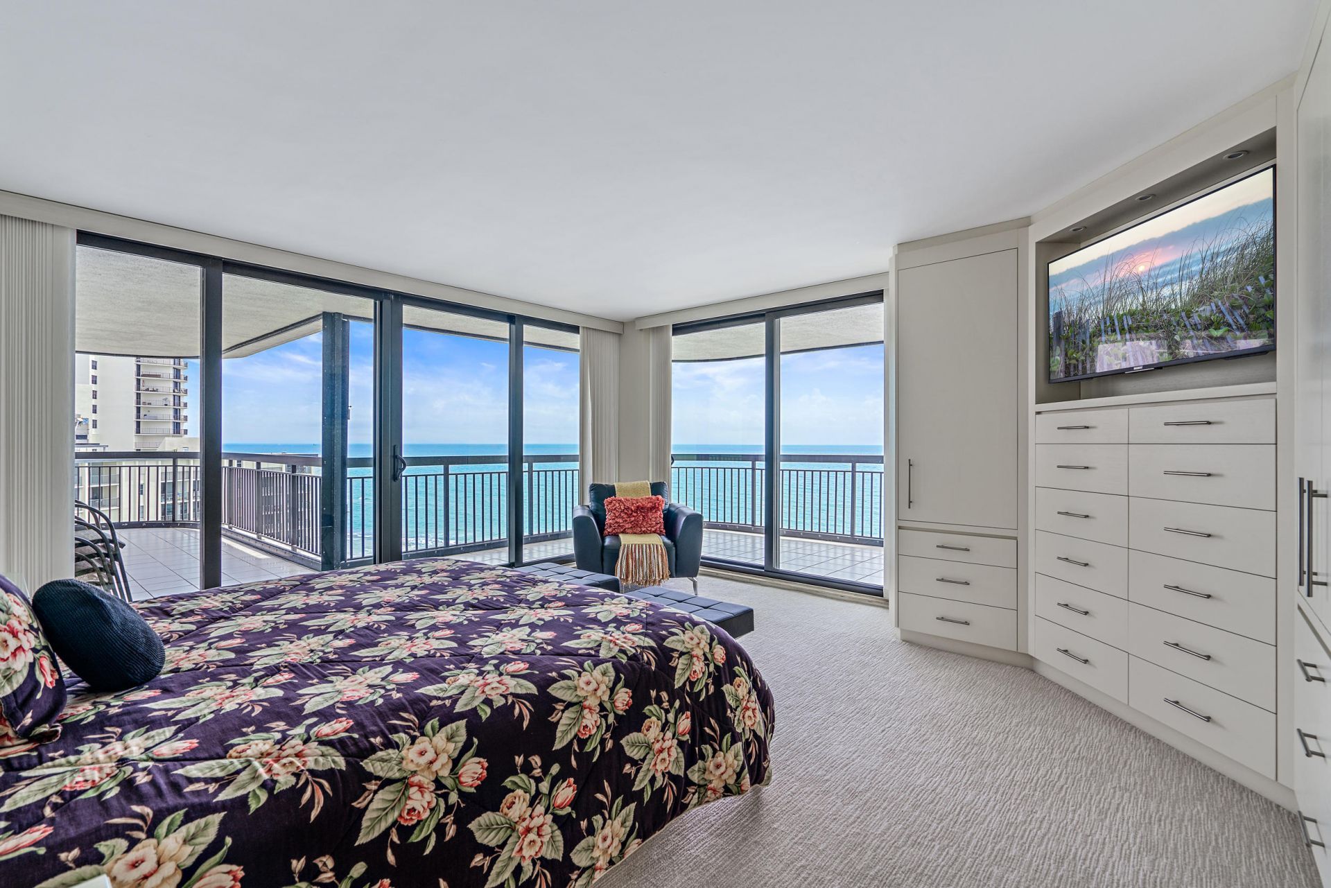 5380 N Ocean Drive, Unit 10j, Singer Island, FL 33404 Photo
