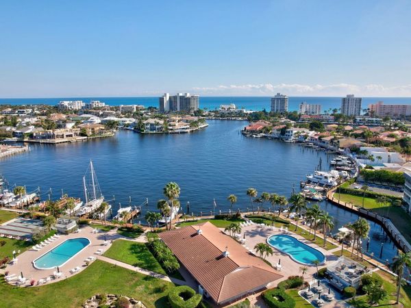 100 Pelican Pointe Drive, Unit 101, Delray Beach, FL 33483